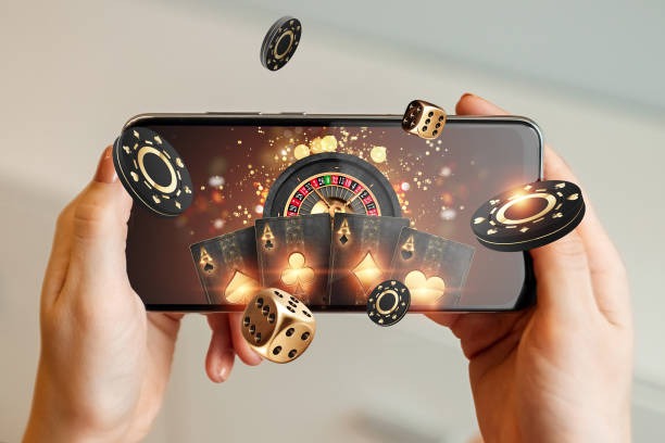 PUBG Mobile squad roster displayed on cetar88 mobile app with tournament bracket overview